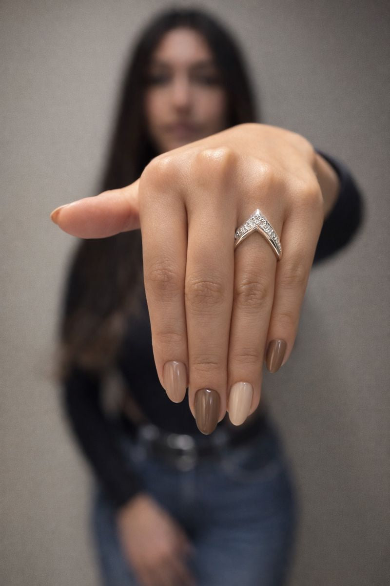Anillo Chevron